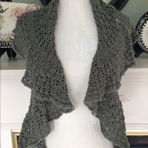 Rue21 Green crochet cardigan